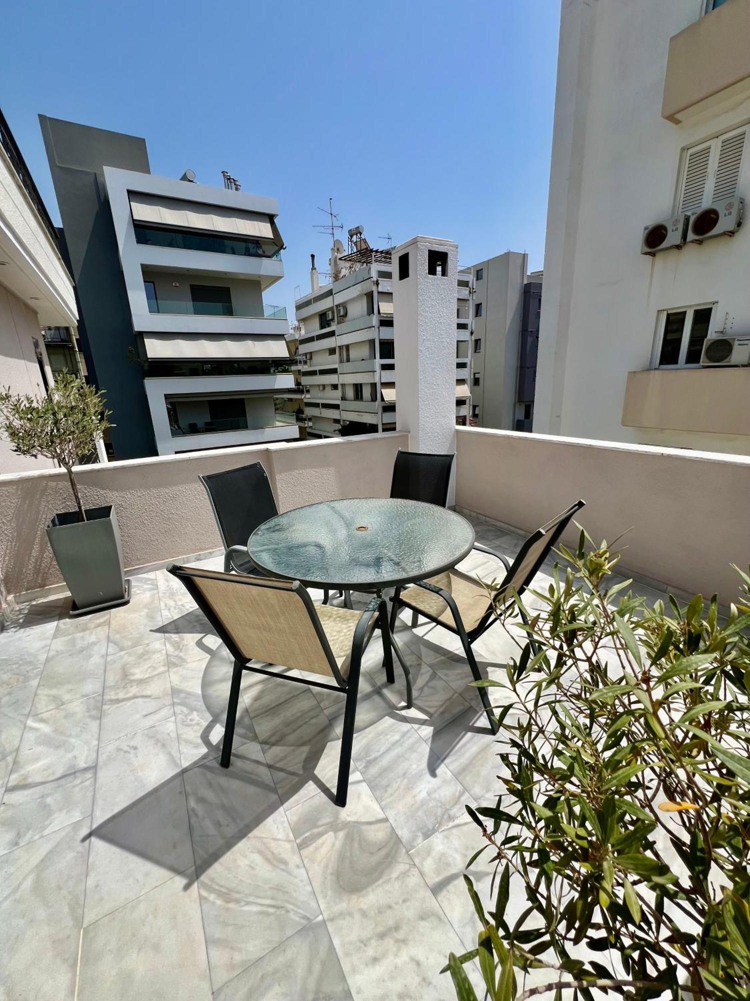 Brand New Brilliant Apartment At Athenian Riviera Εξωτερικό φωτογραφία